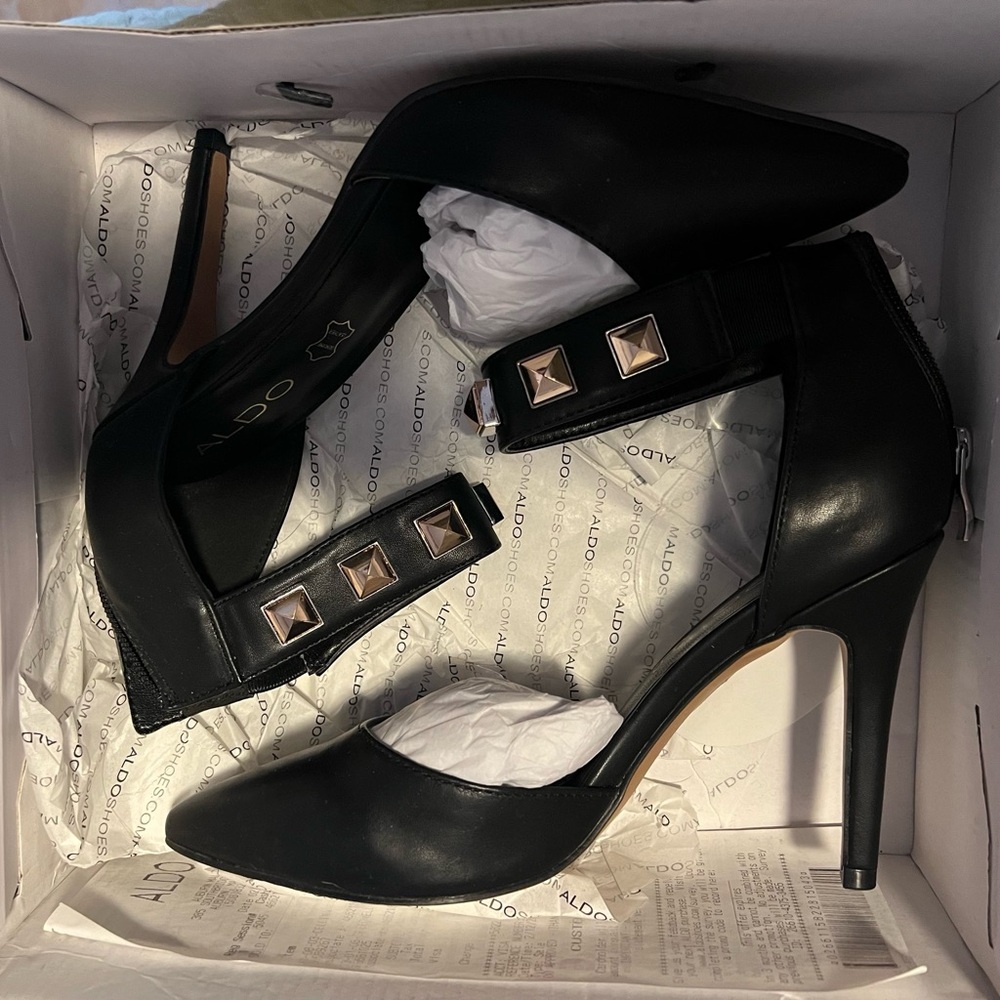ALDO high heel pump with gold studs